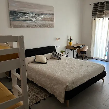 Baboe Iun F1037 Guest house Torre Grande