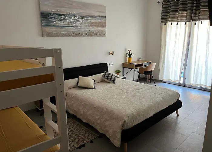 Baboe Iun F1037 Pensionat Torre Grande